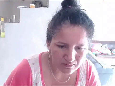 Sra Angelina online show from December 4, 6:40 pm