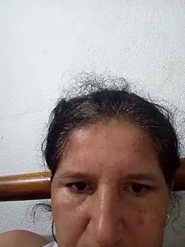 Snapshot of Sra_Angelina chatting on February 8, 3:15 am Sra Angelina online show from February 8, 3:15 am