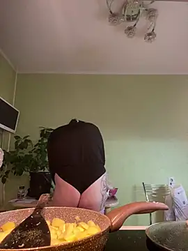 Dona Mafia online show from December 15, 11:05 am