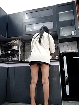   Anna    online show from December 4, 1:37 am