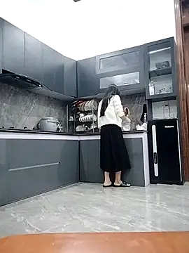   Anna    online show from January 13, 3:49 pm