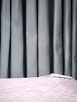   Anna    online show from November 24, 7:58 pm