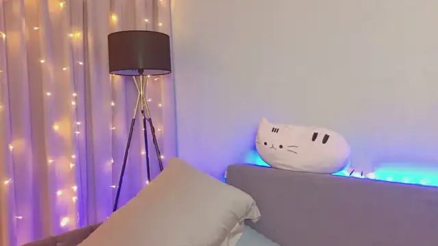 ur shy bambi online show from March 3, 1:12 am