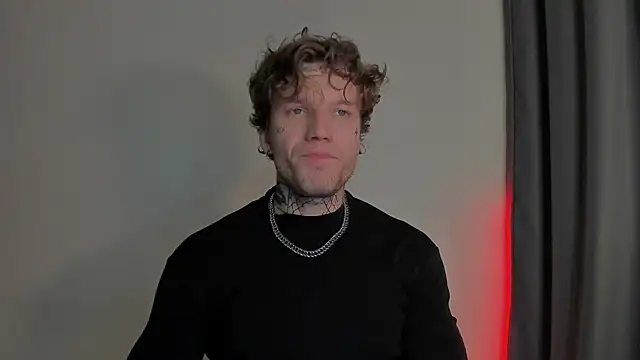 Huntall77 online show from November 18, 4:10 pm