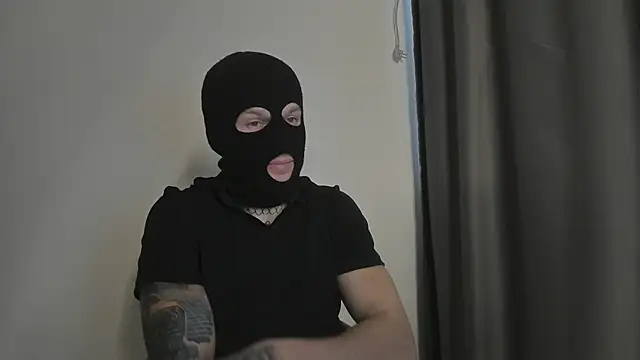 Huntall77 online show from November 12, 7:23 am