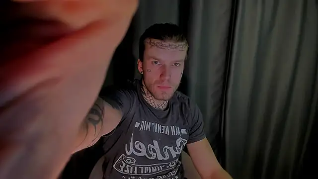 Huntall77 online show from November 30, 1:12 pm