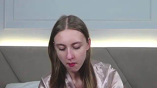 Snapshot of RachaelCute chatting on December 2, 6:26 am RachaelCute online show from December 2, 6:26 am