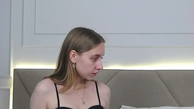 Snapshot of RachaelCute chatting on November 16, 4:28 am RachaelCute online show from November 16, 4:28 am