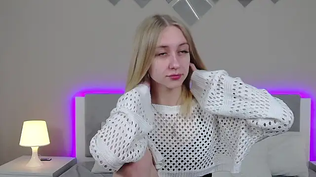 RachaelCute online show from March 6, 10:32 am