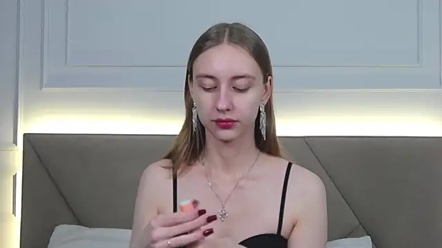 Snapshot of RachaelCute chatting on November 24, 4:23 am RachaelCute online show from November 24, 4:23 am