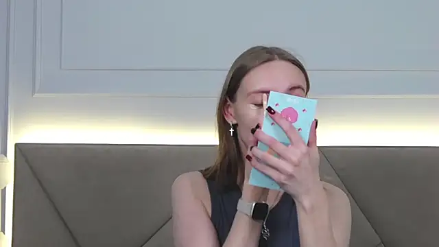 Snapshot of RachaelCute chatting on December 4, 4:22 am RachaelCute online show from December 4, 4:22 am