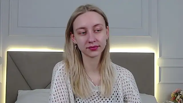 Snapshot of RachaelCute chatting on February 25, 11:21 am RachaelCute online show from February 25, 11:21 am