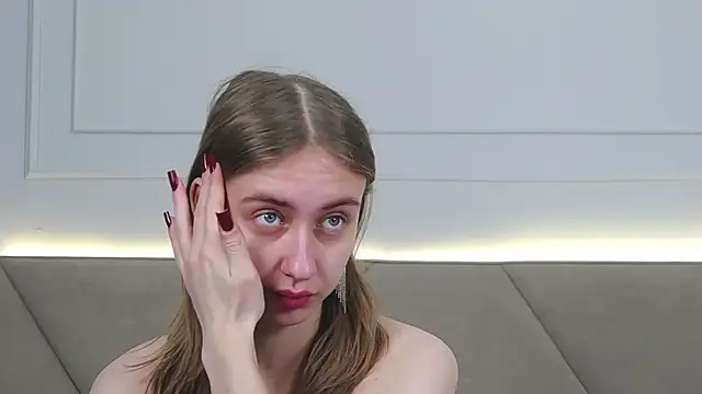 Snapshot of RachaelCute chatting on November 18, 4:27 am RachaelCute online show from November 18, 4:27 am