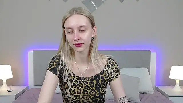 RachaelCute online show from March 26, 10:57 am