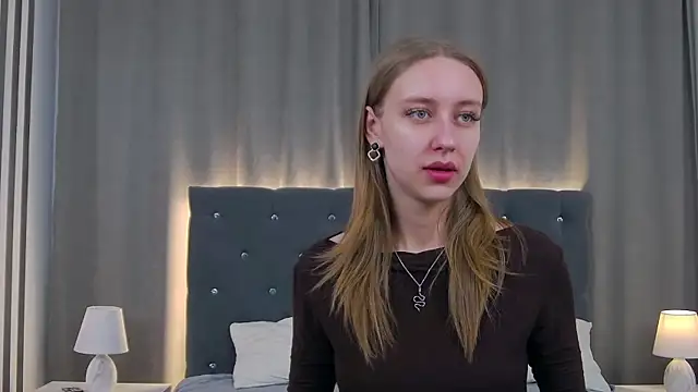 Snapshot of RachaelCute chatting on January 13, 9:46 am RachaelCute online show from January 13, 9:46 am