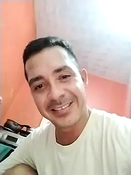 Snapshot of Damian-liam chatting on November 10, 6:29 am Damian-liam online show from November 10, 6:29 am