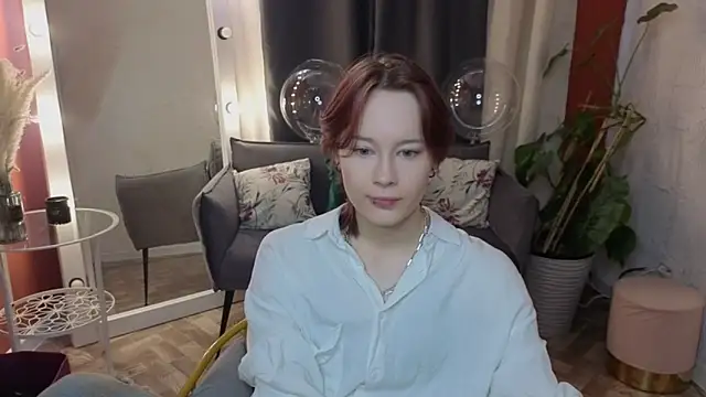 Annie Way online show from March 2, 5:19 am