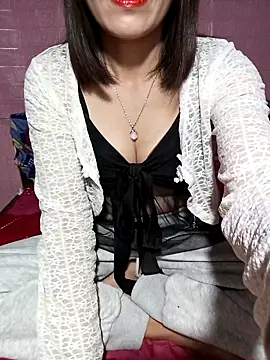 Snapshot of Soursop-op chatting on February 23, 2:28 pm Soursop-op online show from February 23, 2:28 pm