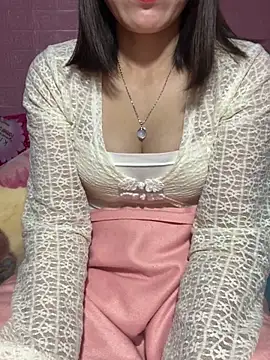 Snapshot of Soursop-op chatting on February 14, 1:55 pm Soursop-op online show from February 14, 1:55 pm