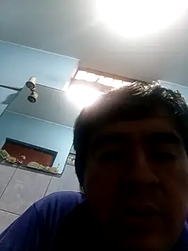 Snapshot of Kikke2025 chatting on March 2, 8:27 pm Kikke2025 online show from March 2, 8:27 pm