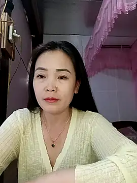 Feeling-hot online show from March 10, 7:12 am