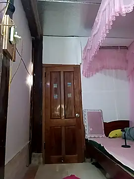 Feeling-hot online show from March 4, 1:46 am