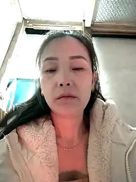 Feeling-hot online show from November 26, 7:58 pm