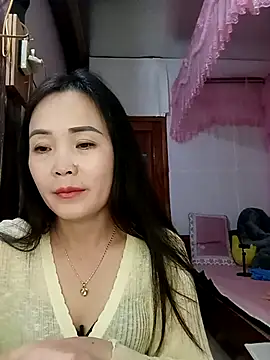 Feeling-hot online show from March 4, 1:52 pm