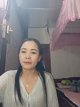 Feeling-hot online show from February 21, 1:46 pm