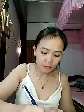 Feeling-hot online show from March 3, 9:05 am