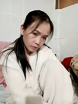 Feeling-hot online show from December 4, 7:46 pm