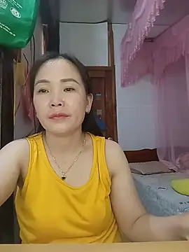 Feeling-hot online show from May 23, 2:21 am