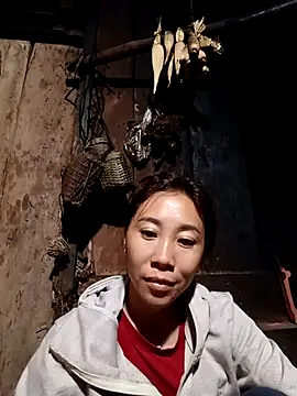 Snapshot of -Chua-90 chatting on February 13, 10:32 pm -Chua-90 online show from February 13, 10:32 pm