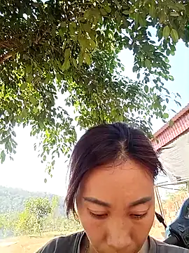 Snapshot of -Chua-90 chatting on February 15, 7:20 am -Chua-90 online show from February 15, 7:20 am