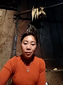 Snapshot of -Chua-90 chatting on February 21, 10:23 pm -Chua-90 online show from February 21, 10:23 pm