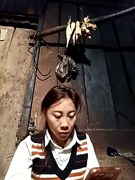 Snapshot of -Chua-90 chatting on February 16, 10:29 pm -Chua-90 online show from February 16, 10:29 pm