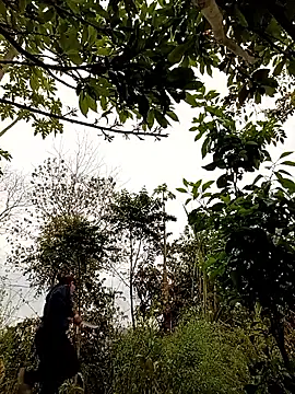 Snapshot of -Chua-90 chatting on February 25, 10:37 am -Chua-90 online show from February 25, 10:37 am