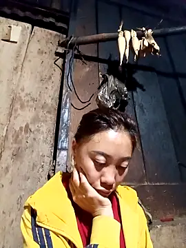 Snapshot of -Chua-90 chatting on February 25, 10:42 pm -Chua-90 online show from February 25, 10:42 pm