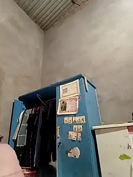 Snapshot of -Chua-90 chatting on February 12, 2:55 am -Chua-90 online show from February 12, 2:55 am