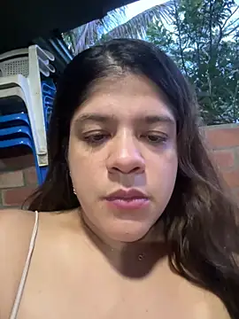 diamore3377 online show from April 5, 11:11 pm