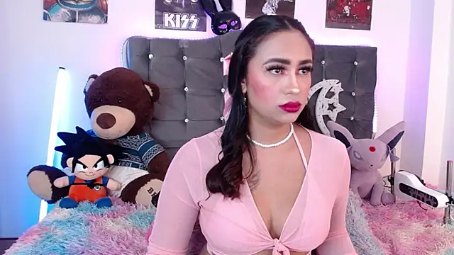 lunabritton1 online show from February 27, 3:07 am