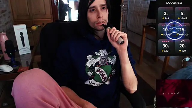 CaramelToy online show from November 13, 4:00 pm