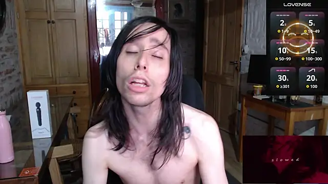 CaramelToy online show from November 11, 4:13 pm