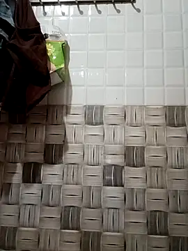 thuy-kieu online show from February 20, 9:17 pm