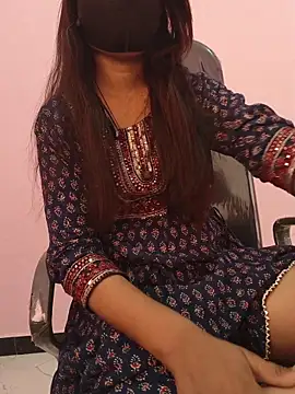 Iamyourdarling online show from November 22, 6:01 am