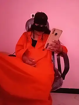 Iamyourdarling online show from December 14, 5:46 am