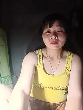 Snapshot of vangkt-cute chatting on July 21, 6:53 pm vangkt-cute online show from July 21, 6:53 pm