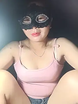 Snapshot of vangkt-cute chatting on June 26, 9:20 pm vangkt-cute online show from June 26, 9:20 pm