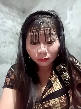 Snapshot of vangkt-cute chatting on February 12, 8:19 pm vangkt-cute online show from February 12, 8:19 pm