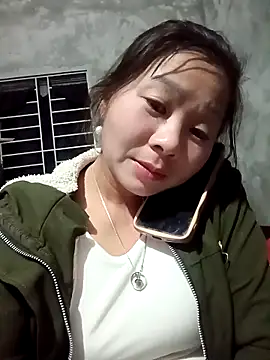 Snapshot of vangkt-cute chatting on November 30, 2:29 pm vangkt-cute online show from November 30, 2:29 pm